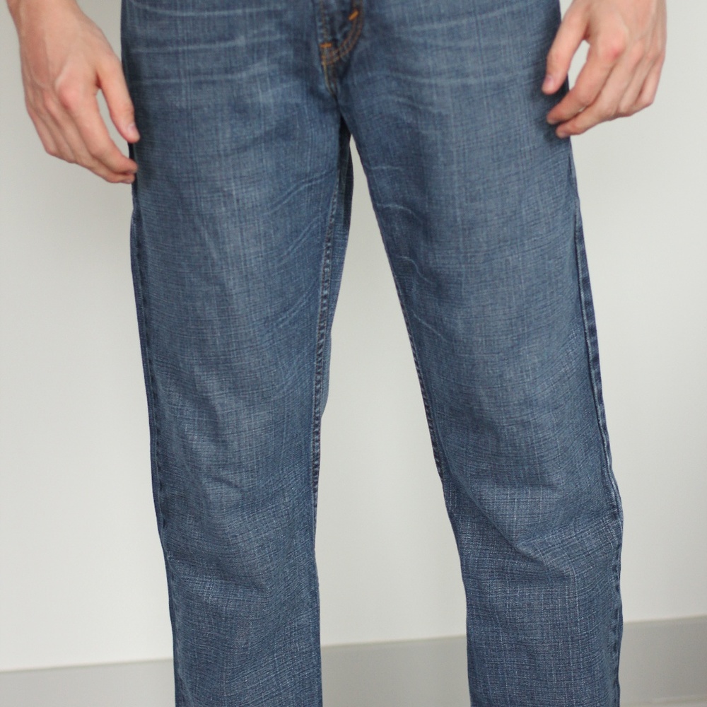 Levi Jeans - Picture 2 of 3